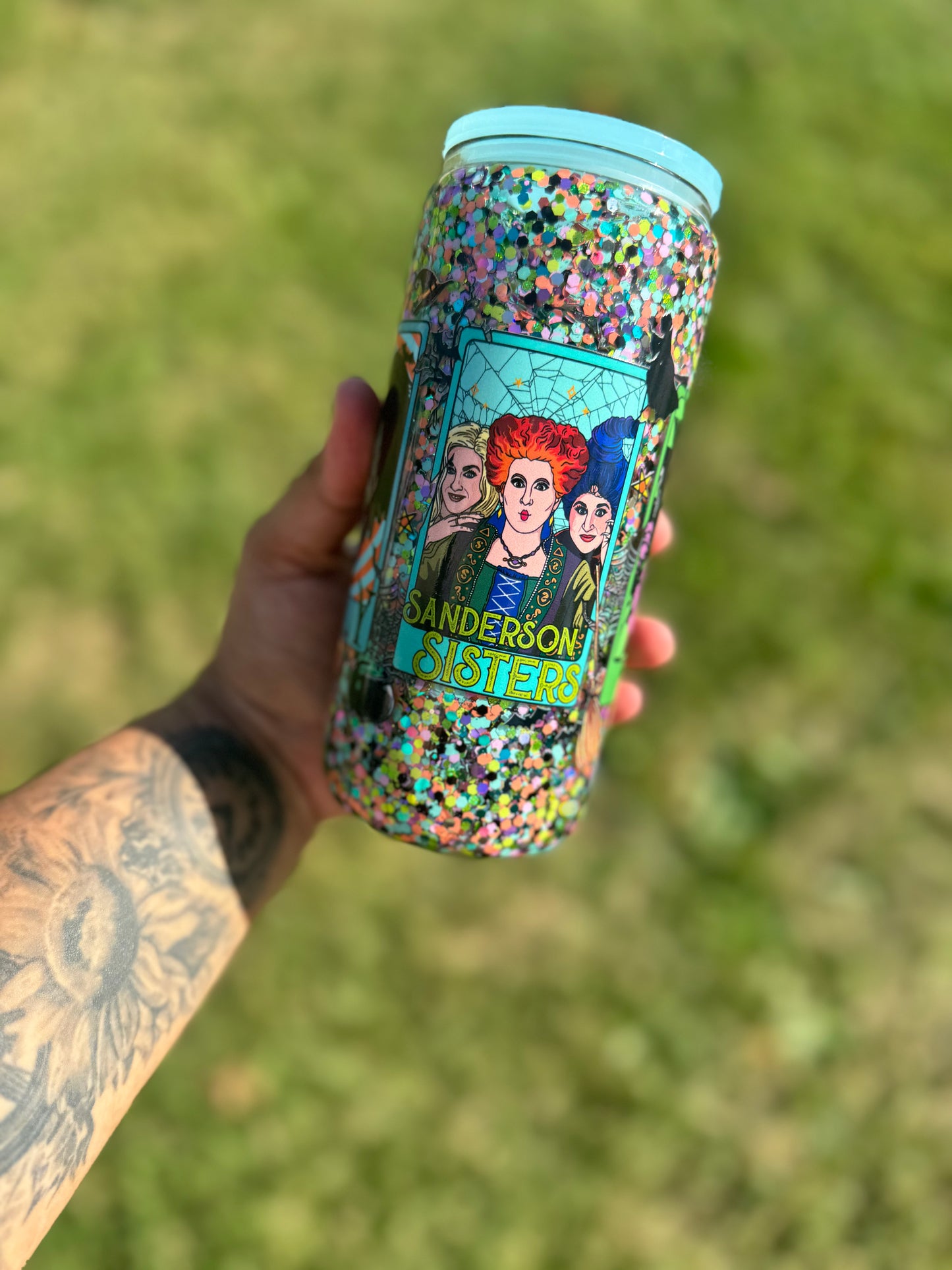 Hocus Pocus • 20 oz Glass